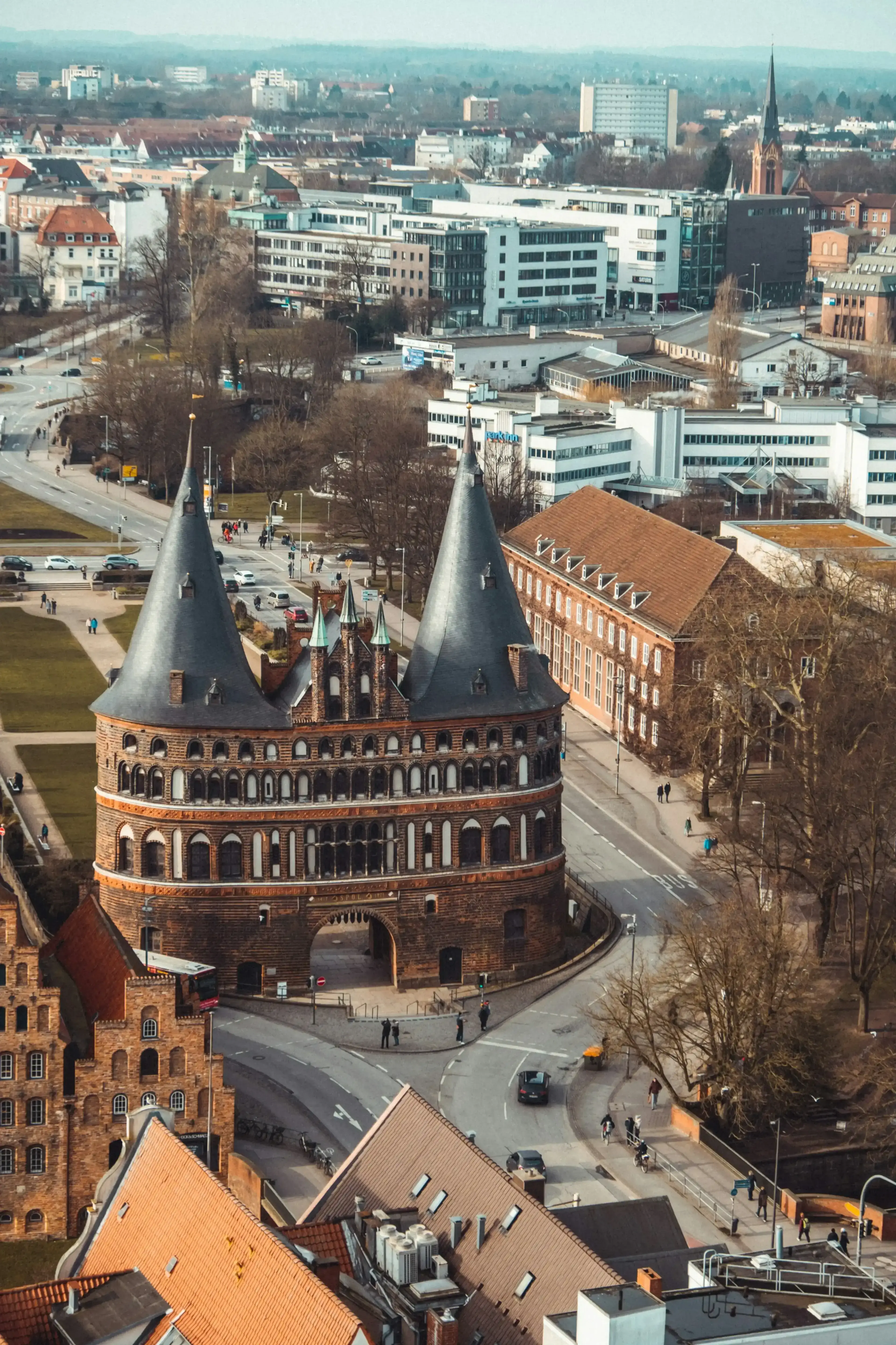 Büroauflösung & Büromöbelankauf Lübeck